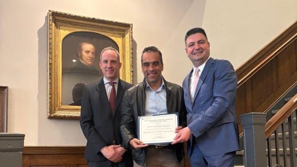 Harvard certifica al dominicano Marcos Peguero en programa especializado de ortodoncia
